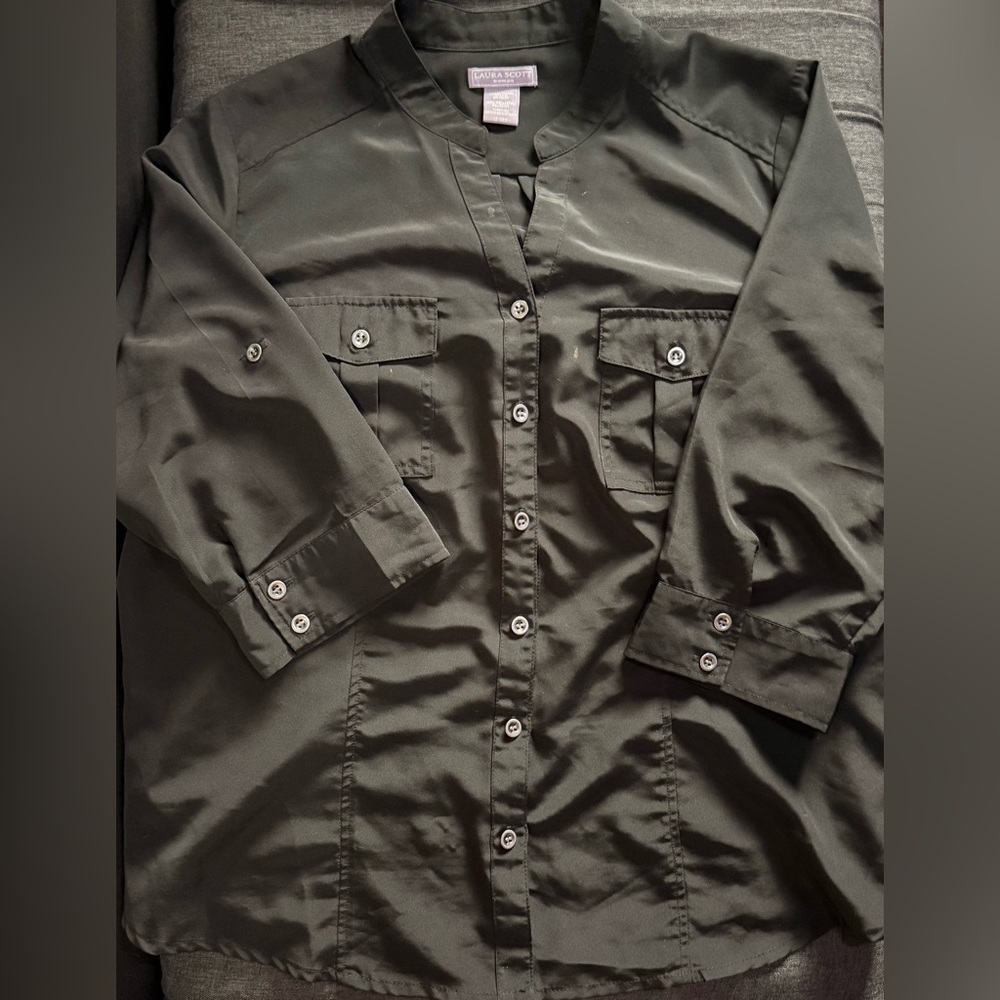 Laura Scott women’s button down